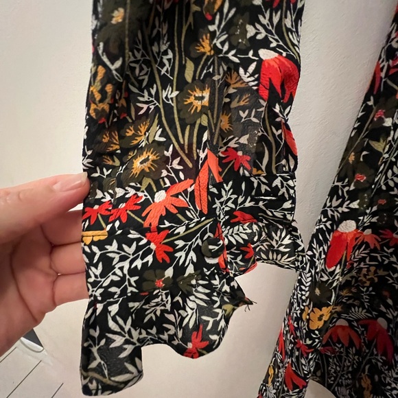 Floral Long Sleeve Dress - Picture 4 of 5